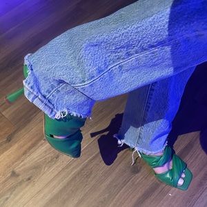 zara brand new green kitten heels